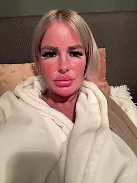 anna kournikova online show from March 22, 2026, 8:43 pm