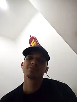 Snapshot of Chachiboo chatting on April 5, 2026, 5:41 pm Chachiboo online show from April 5, 2026, 5:41 pm