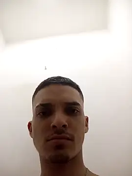 Snapshot of Chachiboo chatting on April 8, 2026, 12:39 pm Chachiboo online show from April 8, 2026, 12:39 pm