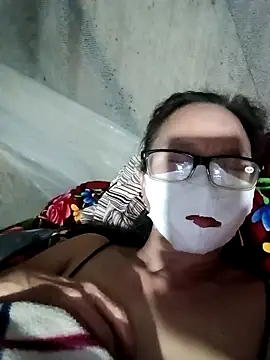 Tina6886 online show from April 6, 2026, 7:15 pm