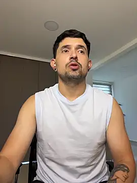 TroyeSavage online show from March 20, 2026, 11:44 am