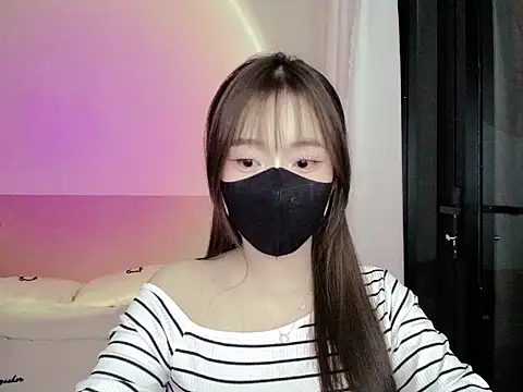 HeooPeppa online show from April 7, 2026, 3:47 pm