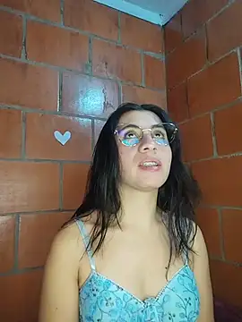 Snapshot of Amanda_x1 chatting on April 30, 2026, 7:54 pm Amanda x1 online show from April 30, 2026, 7:54 pm