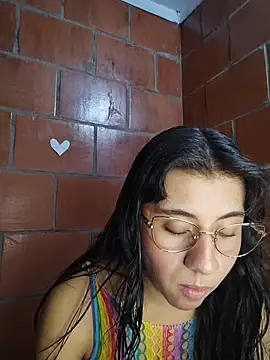 Snapshot of Amanda_x1 chatting on May 26, 2026, 7:45 pm Amanda x1 online show from May 26, 2026, 7:45 pm