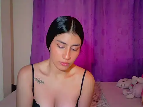 Snapshot of KattySquirtt chatting on May 12, 2026, 10:49 pm KattySquirtt online show from May 12, 2026, 10:49 pm