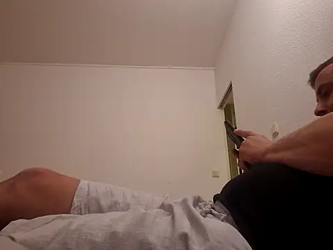 Snapshot of fantastic77777 chatting on March 9, 2026, 1:20 am fantastic77777 online show from March 9, 2026, 1:20 am