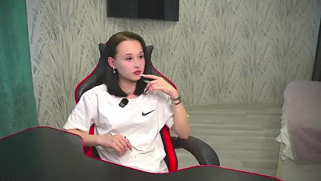 SoLefeld online show from March 12, 2026, 10:08 am