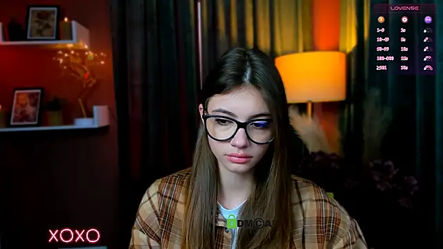 mia bamby1 online show from April 14, 2026, 5:01 am