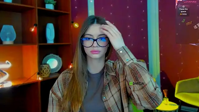 mia bamby1 online show from April 12, 2026, 5:33 am