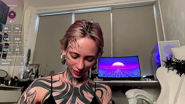 KizzieSherbert online show from April 19, 2026, 4:19 pm