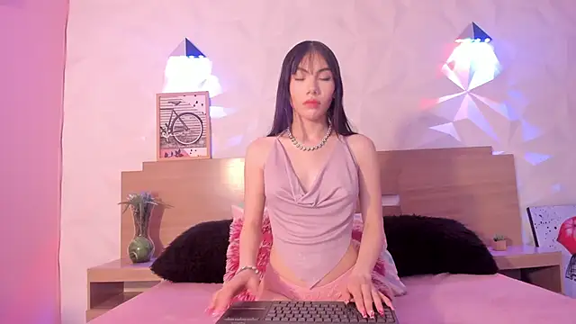 KittyVelve online show from May 4, 2026, 1:14 pm