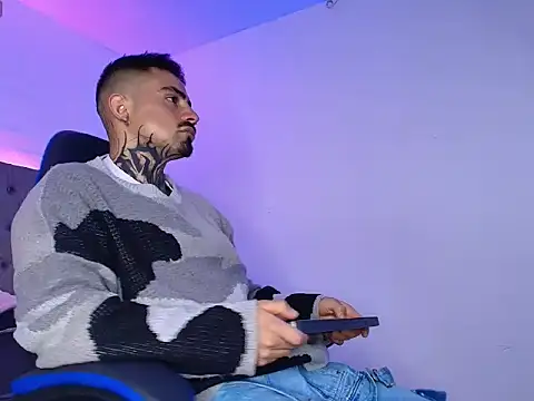 Snapshot of Dallas_Whitee chatting on March 26, 2026, 8:07 pm Dallas Whitee online show from March 26, 2026, 8:07 pm