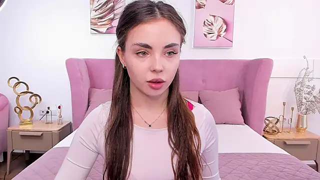 MyEvelin online show from March 22, 2026, 9:33 am