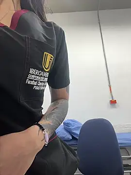 mina harker online show from April 8, 2026, 1:23 pm