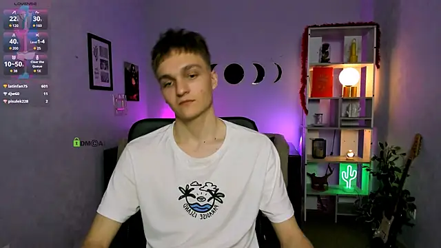 Snapshot of john_lik chatting on April 1, 2026, 3:42 pm john lik online show from April 1, 2026, 3:42 pm