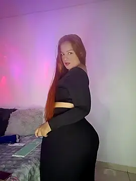 Foxylisaflores online show from May 29, 2026, 1:28 pm