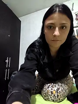 Scarlet Passion online show from April 6, 2026, 11:39 pm