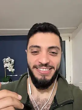 SoftAmjad online show from April 15, 2026, 10:21 pm