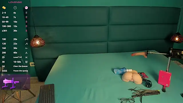 willturneer online show from April 15, 2026, 4:29 am