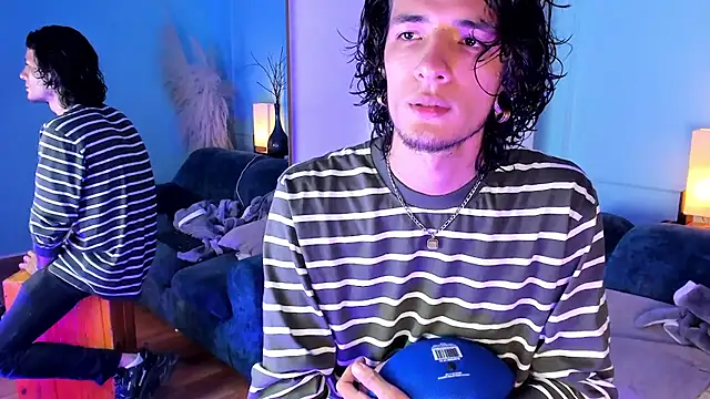 Snapshot of Skinny_Mac chatting on April 5, 2026, 12:28 am Skinny Mac online show from April 5, 2026, 12:28 am