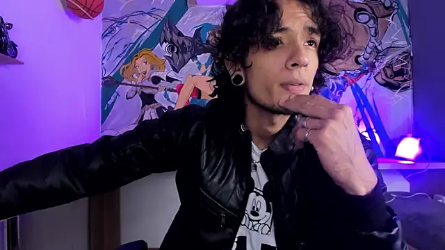 Snapshot of Skinny_Mac chatting on April 1, 2026, 1:52 pm Skinny Mac online show from April 1, 2026, 1:52 pm