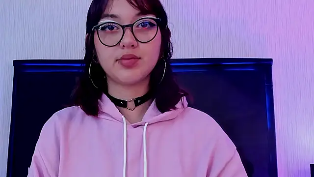 Snapshot of LilithBluum chatting on March 26, 2026, 11:41 am LilithBluum online show from March 26, 2026, 11:41 am