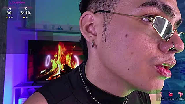 NicoKinggs  online show from March 27, 2026, 1:45 pm