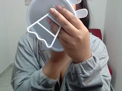 Snapshot of candymorena69 chatting on March 31, 2026, 12:29 pm candymorena69 online show from March 31, 2026, 12:29 pm