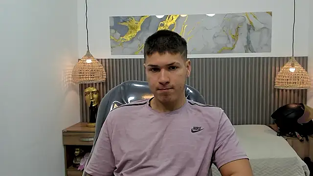 Snapshot of AlessandroFranco chatting on March 28, 2026, 1:23 pm AlessandroFranco online show from March 28, 2026, 1:23 pm