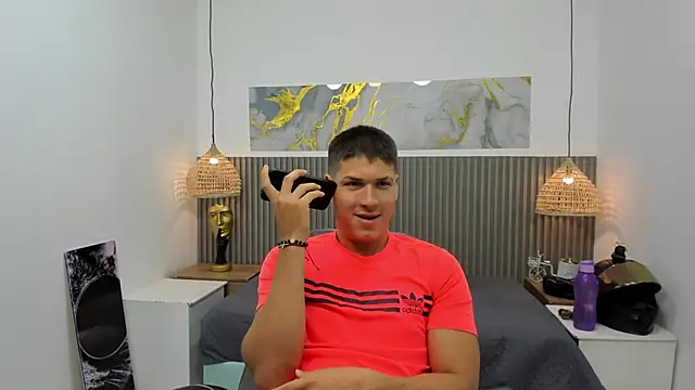 Snapshot of AlessandroFranco chatting on May 6, 2026, 2:10 pm AlessandroFranco online show from May 6, 2026, 2:10 pm