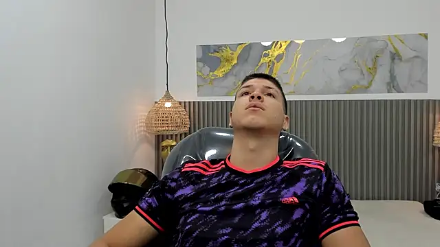 Snapshot of AlessandroFranco chatting on March 27, 2026, 1:23 pm AlessandroFranco online show from March 27, 2026, 1:23 pm