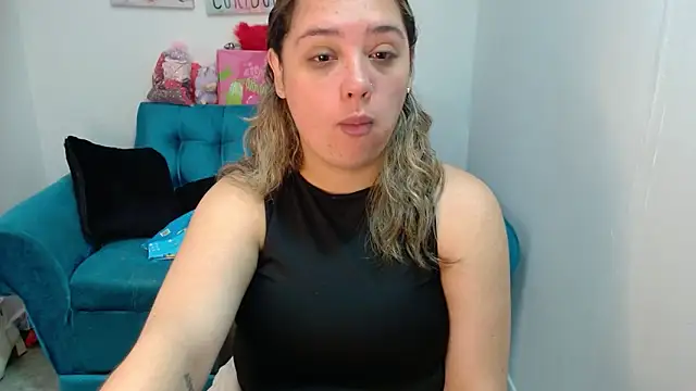 Snapshot of veronicaparkersex chatting on May 21, 2026, 12:24 pm veronicaparkersex online show from May 21, 2026, 12:24 pm