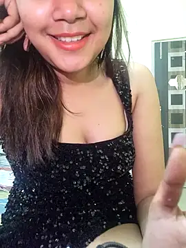 Tasty Honey online show from April 12, 2026, 7:17 pm