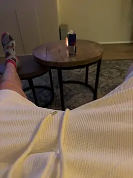 maniackle online show from April 10, 2026, 7:54 pm