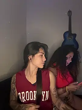 Twoshotsparty420 online show from March 13, 2026, 3:11 am