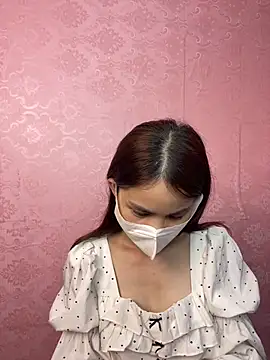 Emma 2603 online show from April 2, 2026, 1:51 pm