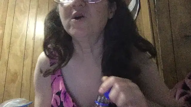 milfmichelle69 online show from July 27, 2026, 1:29 pm