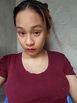 -Hicici- online show from April 23, 2026, 2:18 am