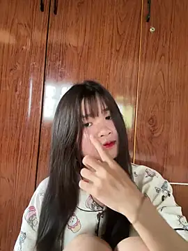 Snapshot of Cum-withyou chatting on July 10, 2026, 3:50 am Cum-withyou online show from July 10, 2026, 3:50 am