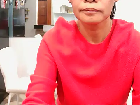 sexiesteyess online show from April 10, 2026, 11:45 pm