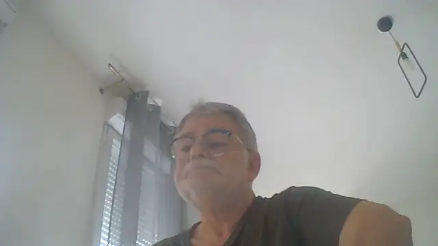 Snapshot of oura chatting on July 1, 2026, 7:30 am oura online show from July 1, 2026, 7:30 am
