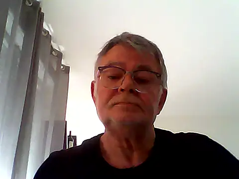 Snapshot of oura chatting on July 15, 2026, 7:37 am oura online show from July 15, 2026, 7:37 am
