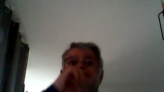 Snapshot of oura chatting on May 16, 2026, 6:45 am oura online show from May 16, 2026, 6:45 am