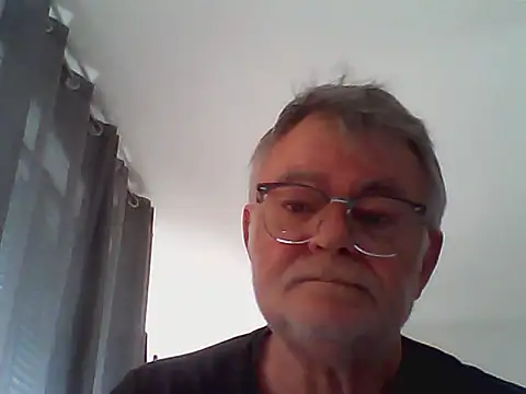 Snapshot of oura chatting on July 17, 2026, 7:49 am oura online show from July 17, 2026, 7:49 am