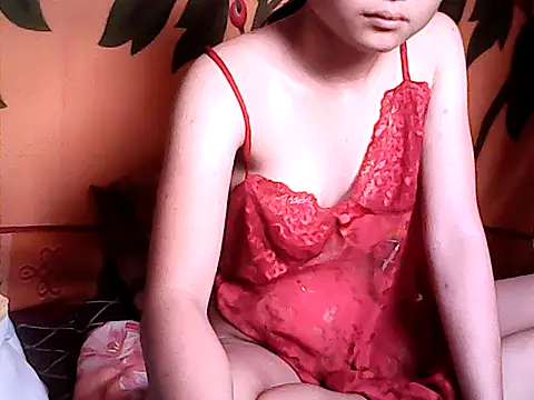 Snapshot of Yummy_Donna chatting on May 23, 2026, 6:45 am Yummy Donna online show from May 23, 2026, 6:45 am