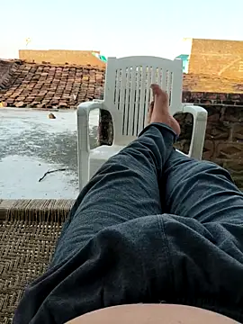 Desii rockstarr online show from April 9, 2026, 11:49 am