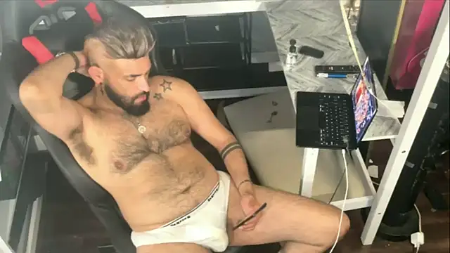 DJ Xhristian86 online show from June 2, 2026, 3:12 pm