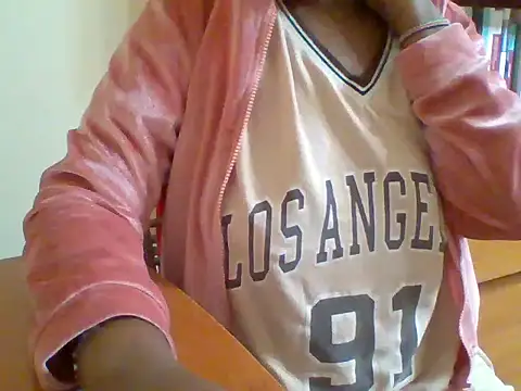 Snapshot of melaninebony2 chatting on March 19, 2026, 3:06 am melaninebony2 online show from March 19, 2026, 3:06 am