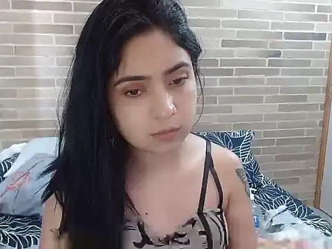 sweet-little online show from July 28, 2026, 4:05 pm