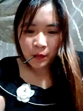 YAONIKUTE online show from May 8, 2026, 12:20 pm